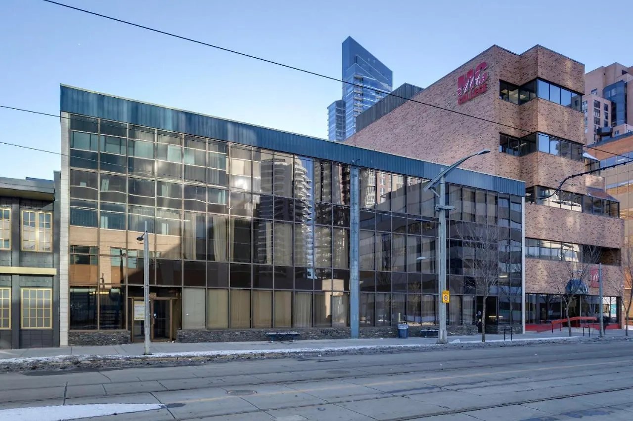 نزل Calgary Connect كندا